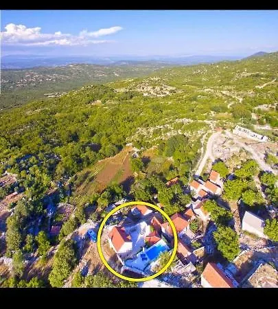 Village House Iva Villa