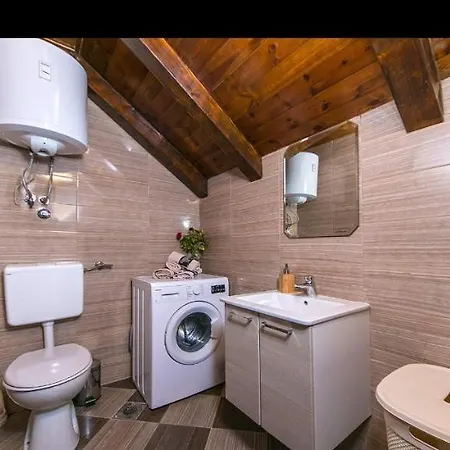 Villa Village House Iva *