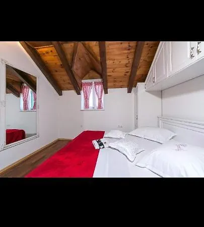 Village House Iva Villa