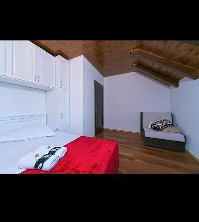 Village House Iva Villa